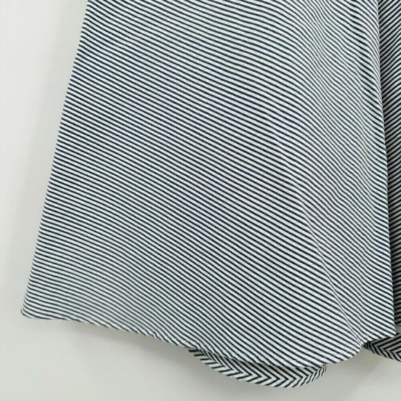 Ann Taylor Size 0P White & Gray Stiped A-Line Side Zip Mini Skirt - Picture 5 of 8